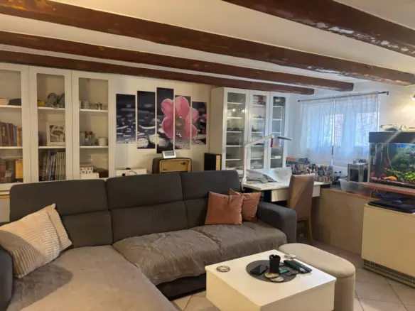 3-bedroom Apartment In Kaštanjer, Croatia (714 M²)