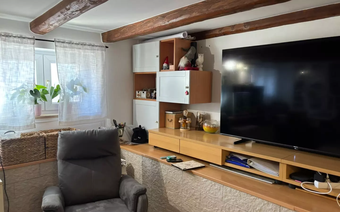 3-bedroom Apartment In Kaštanjer, Croatia (714 M²)