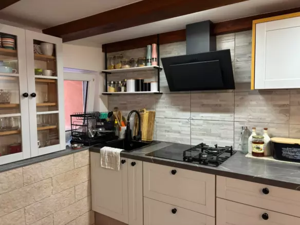 3-bedroom Apartment In Kaštanjer, Croatia (714 M²)