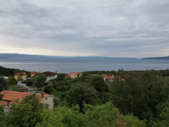 Land In Poljane, Croatia (675 M²)