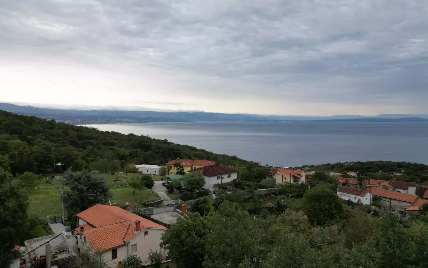 Land In Poljane, Croatia (675 M²)