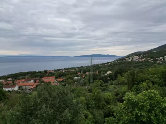 Land In Poljane, Croatia (675 M²)