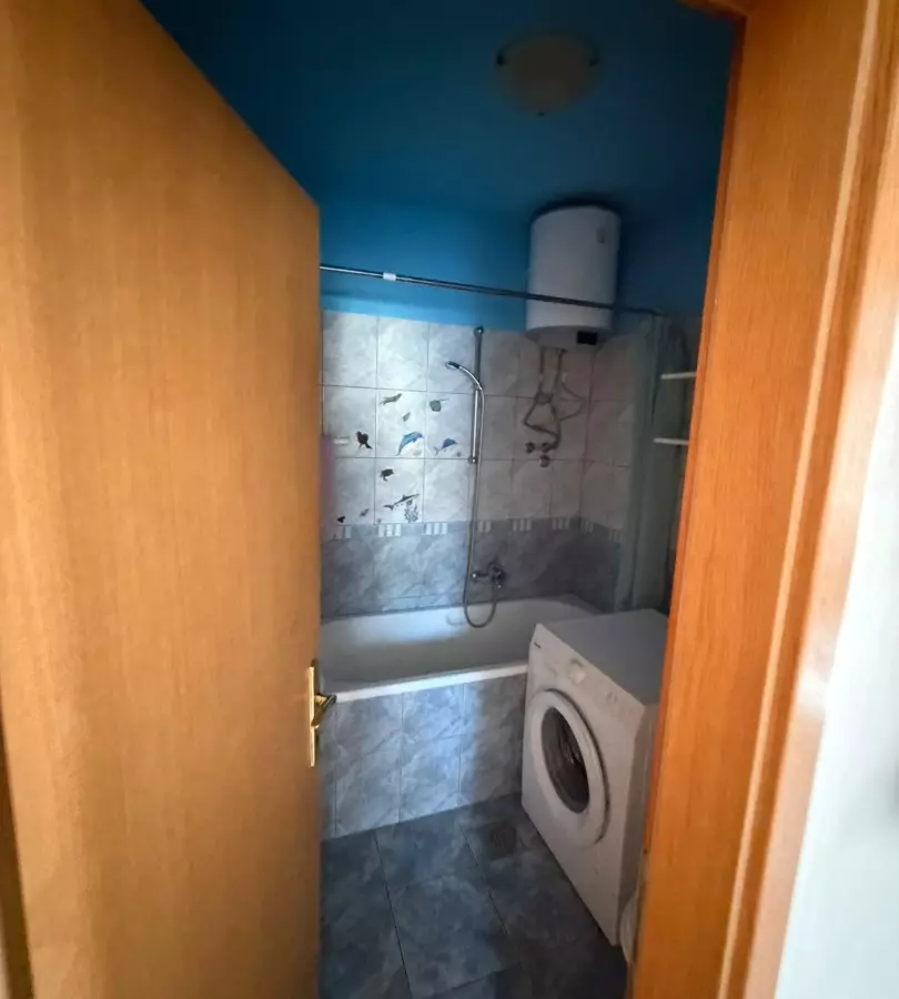 2-bedroom Apartment In Strožanac, Croatia (5.999 M²)