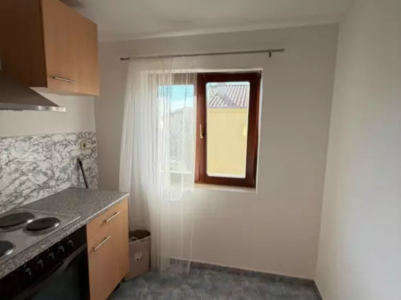 2-bedroom Apartment In Strožanac, Croatia (5.999 M²)