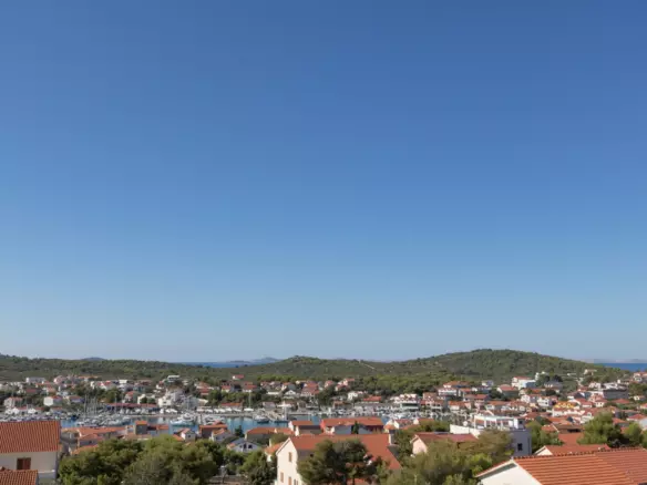 3-bedroom Apartment In Jezera, Croatia (12.153 M²)