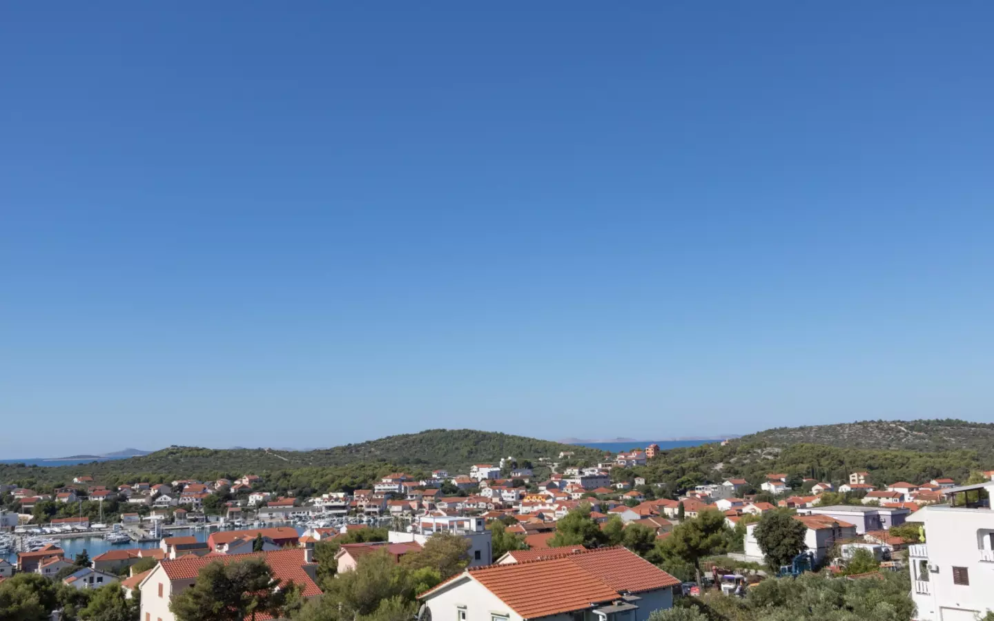 3-bedroom Apartment In Jezera, Croatia (12.153 M²)
