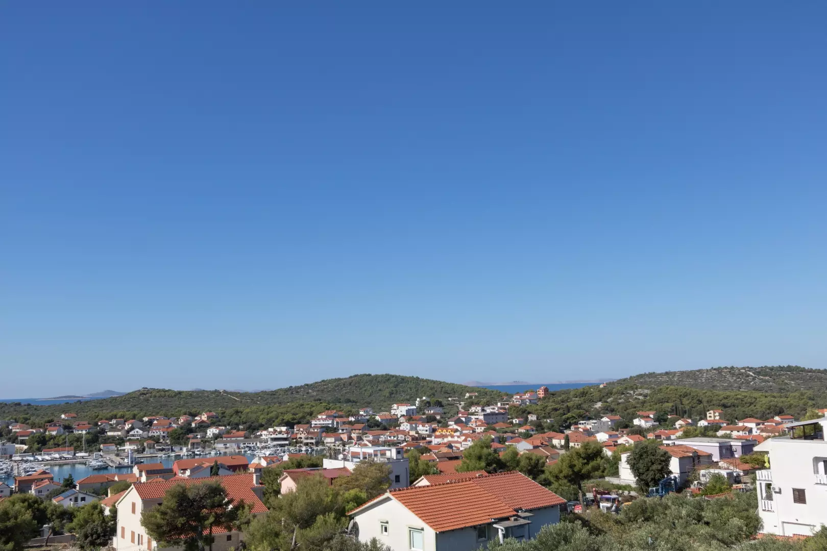 3-bedroom Apartment In Jezera, Croatia (12.153 M²)