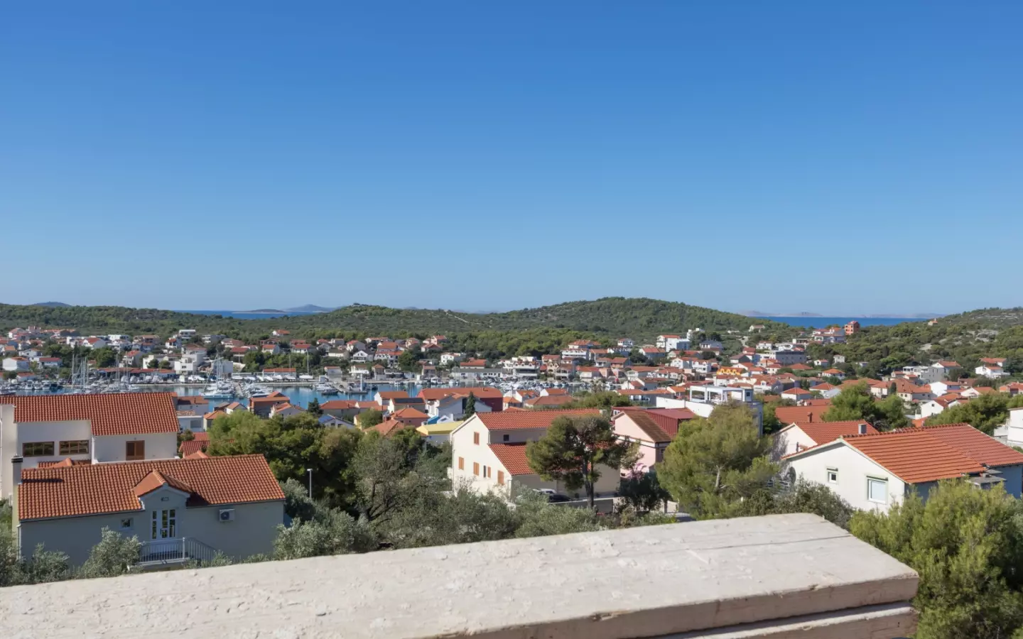 3-bedroom Apartment In Jezera, Croatia (10.941 M²)