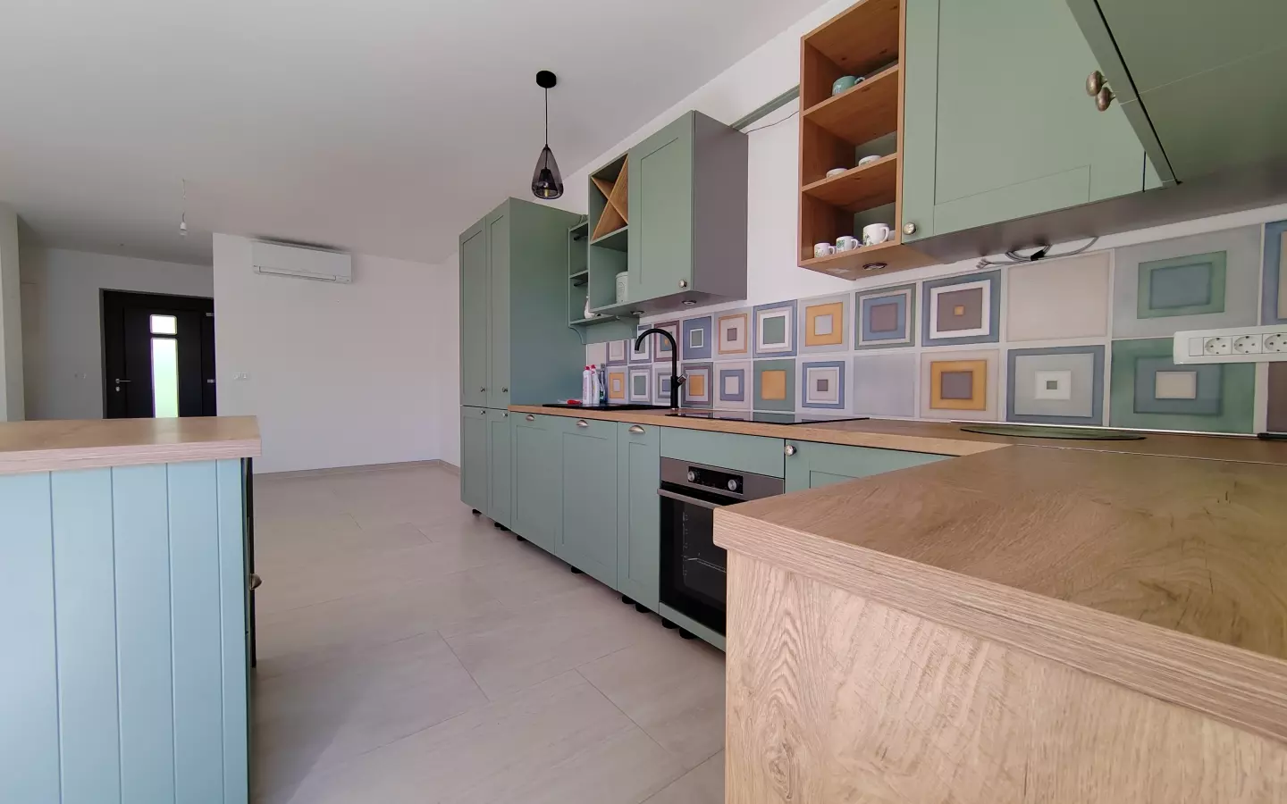 2-bedroom Apartment In Poreč, Croatia (73 M²)