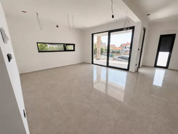 3-bedroom Apartment In Zečevo Rogozničko, Croatia (126 M²)