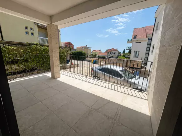 3-bedroom Apartment In Zečevo Rogozničko, Croatia (126 M²)
