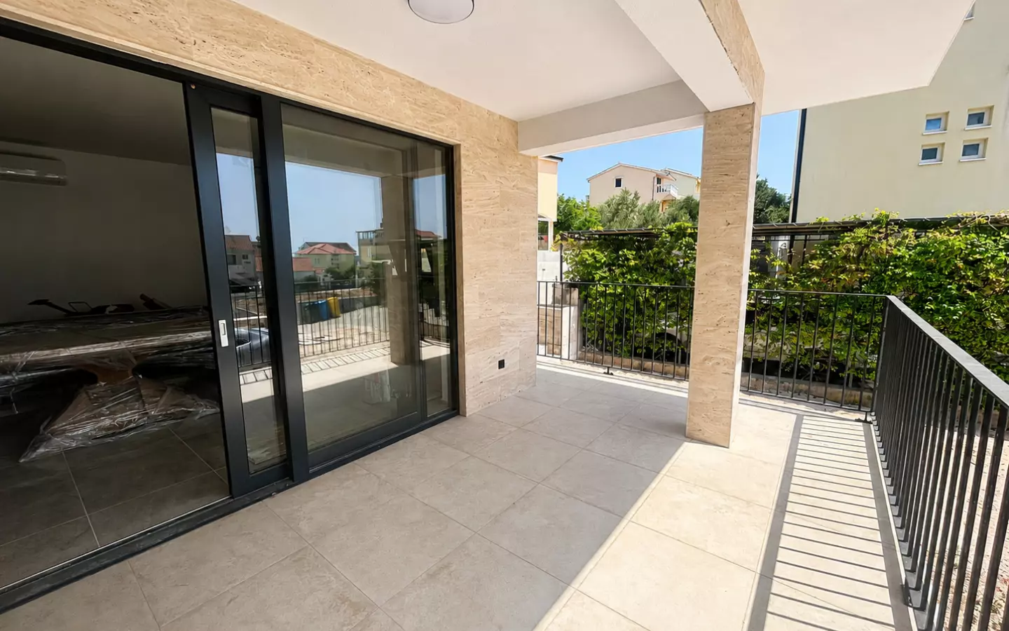 3-bedroom Apartment In Zečevo Rogozničko, Croatia (126 M²)