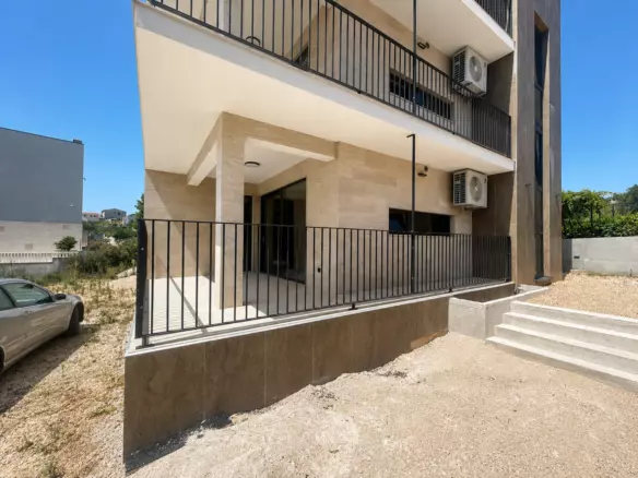 3-bedroom Apartment In Zečevo Rogozničko, Croatia (126 M²)