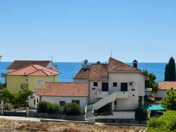 3-bedroom Apartment In Zečevo Rogozničko, Croatia (1.257 M²)