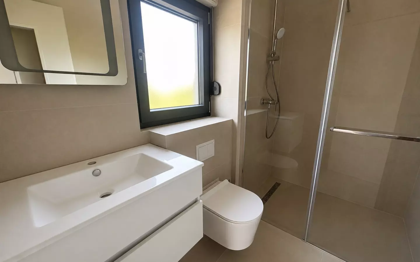 3-bedroom Apartment In Zečevo Rogozničko, Croatia (1.257 M²)