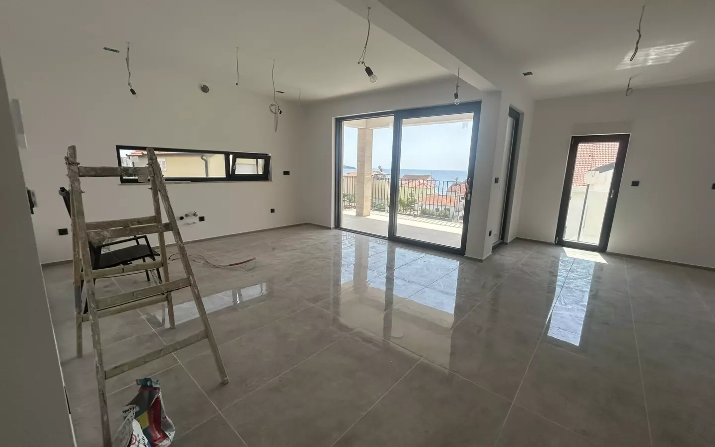 3-bedroom Apartment In Zečevo Rogozničko, Croatia (1.257 M²)