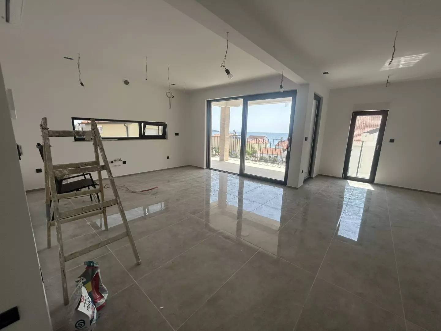 3-bedroom Apartment In Zečevo Rogozničko, Croatia (1.257 M²)