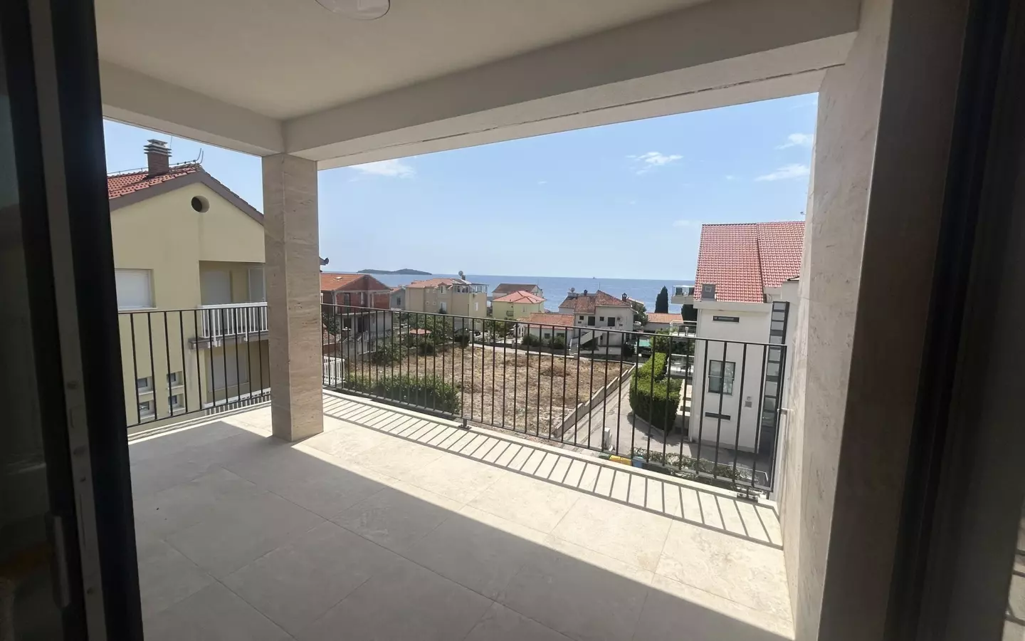 3-bedroom Apartment In Zečevo Rogozničko, Croatia (1.257 M²)