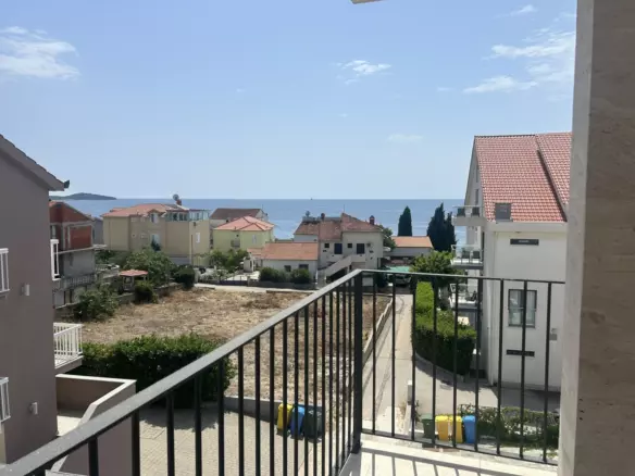 3-bedroom Apartment In Zečevo Rogozničko, Croatia (1.257 M²)