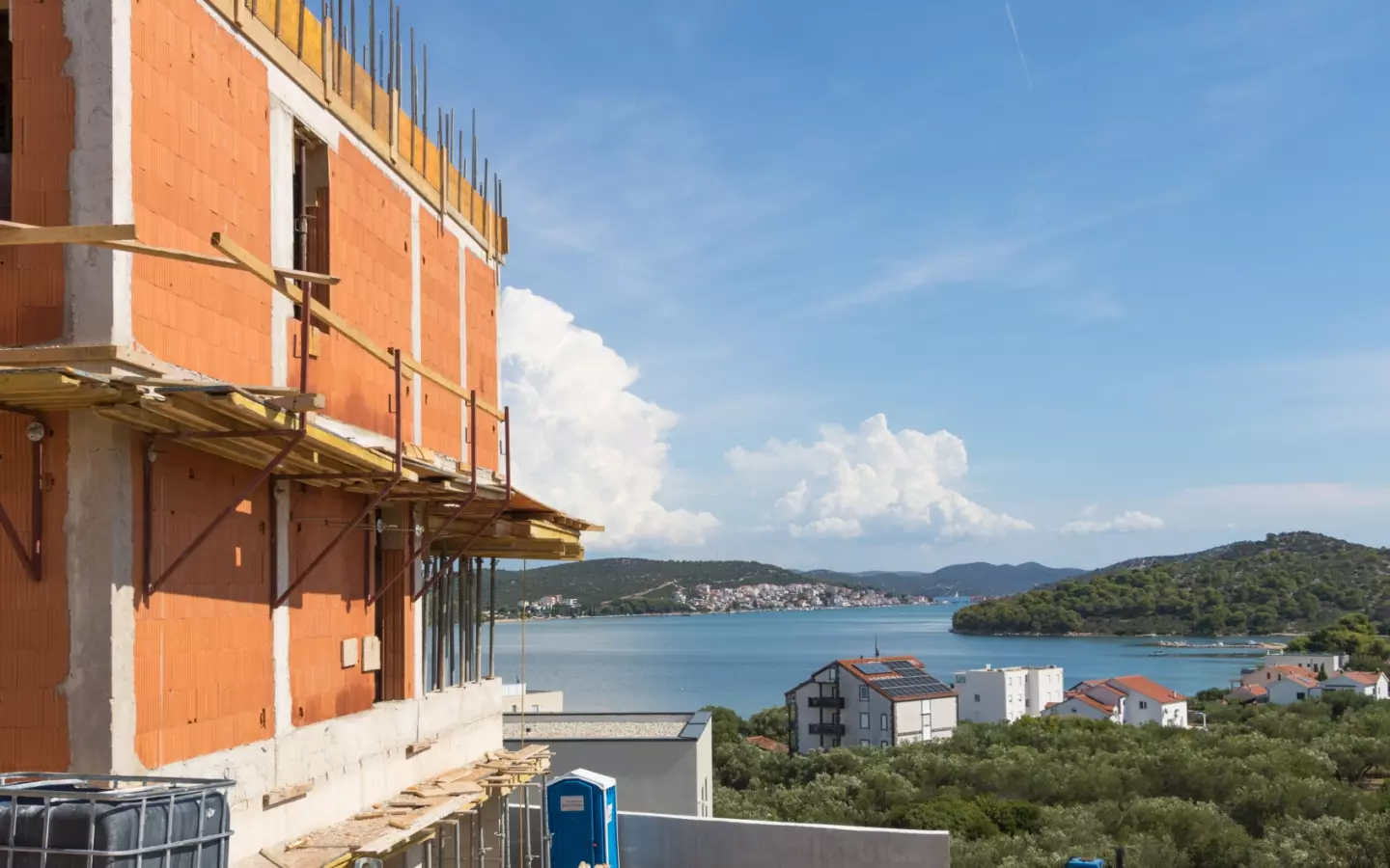 4-bedroom Villa In Betina, Croatia (282 M²)
