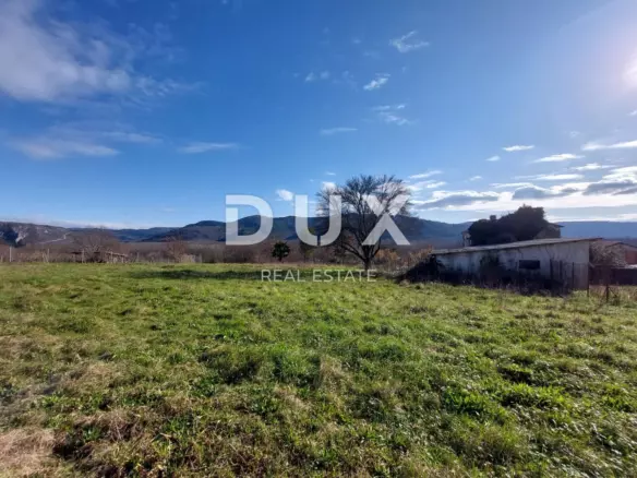 Land In Oprtalj, Croatia (2.019 M²)