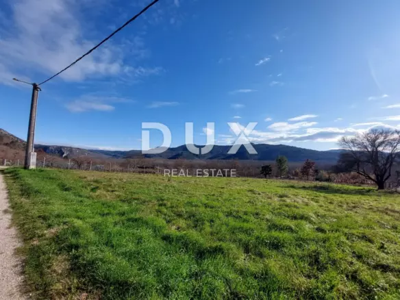 Land In Oprtalj, Croatia (2.019 M²)