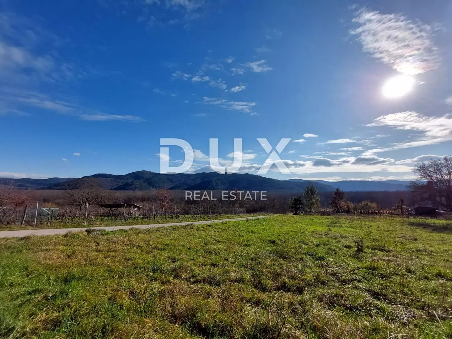 Land In Oprtalj, Croatia (2.019 M²)