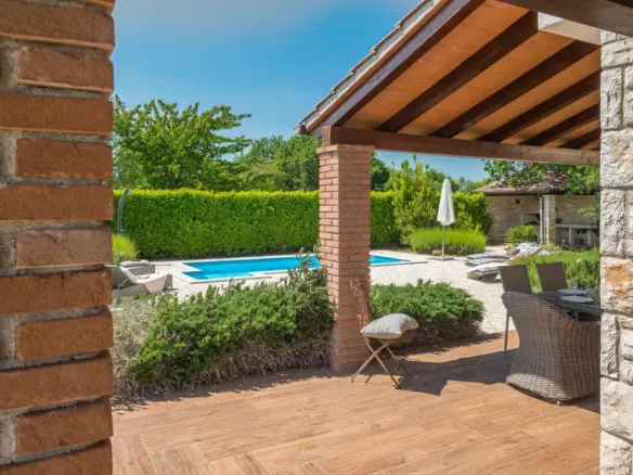3-bedroom Detached House In Sveti Lovreč, Croatia (110 M²)