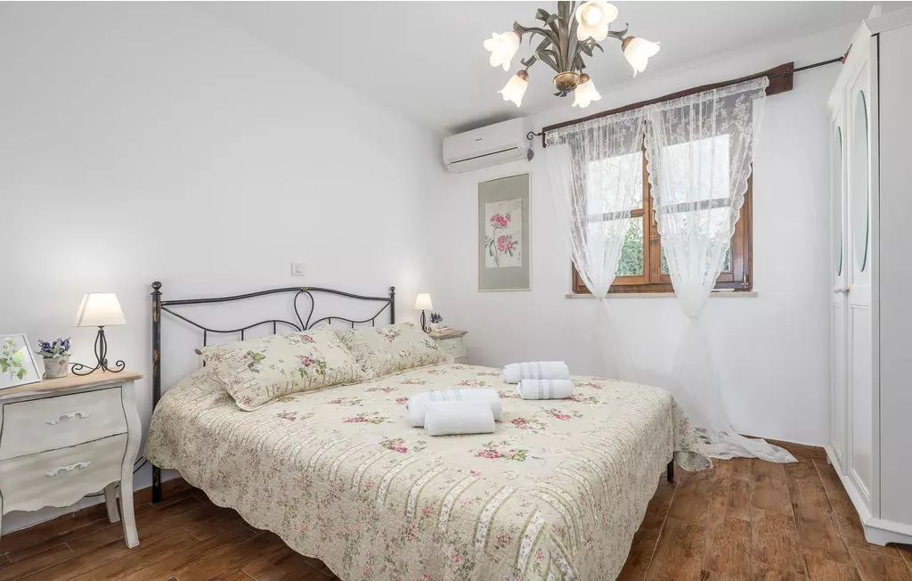 3-bedroom Detached House In Sveti Lovreč, Croatia (110 M²)