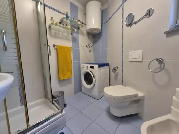 2-bedroom Apartment In Crikvenica, Croatia (8.165 M²)