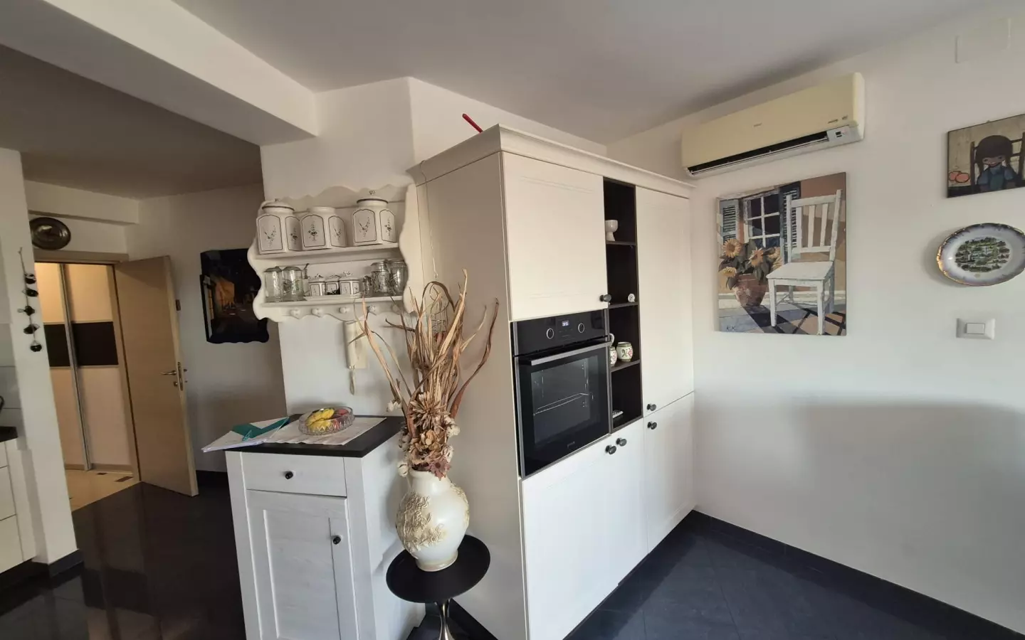2-bedroom Apartment In Crikvenica, Croatia (8.165 M²)