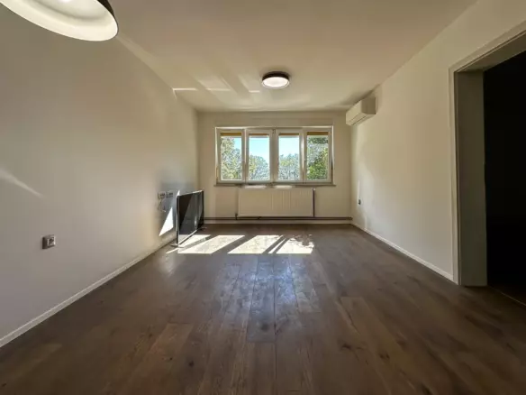 3-bedroom Apartment In Podmurvice, Croatia (86 M²)