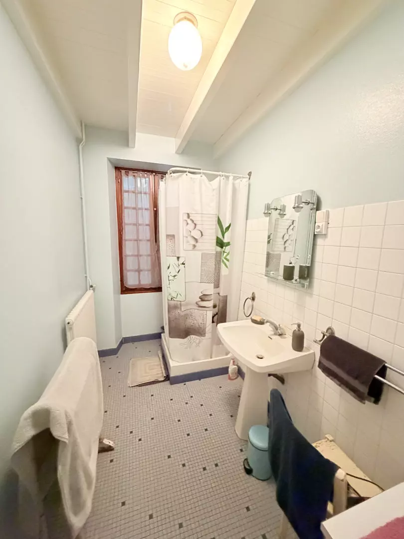 3-bedroom Village House In Rioux-martin, France (147 M²)