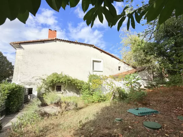 3-bedroom Village House In Rioux-martin, France (147 M²)