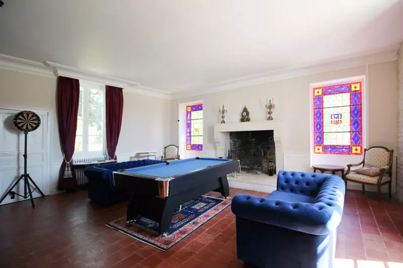 6-bedroom Maison De Maitre In Saint-fraigne, France (351 M²)