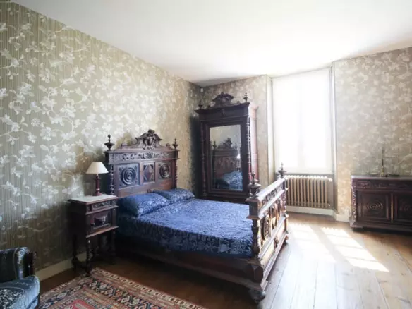 6-bedroom Maison De Maitre In Saint-fraigne, France (351 M²)