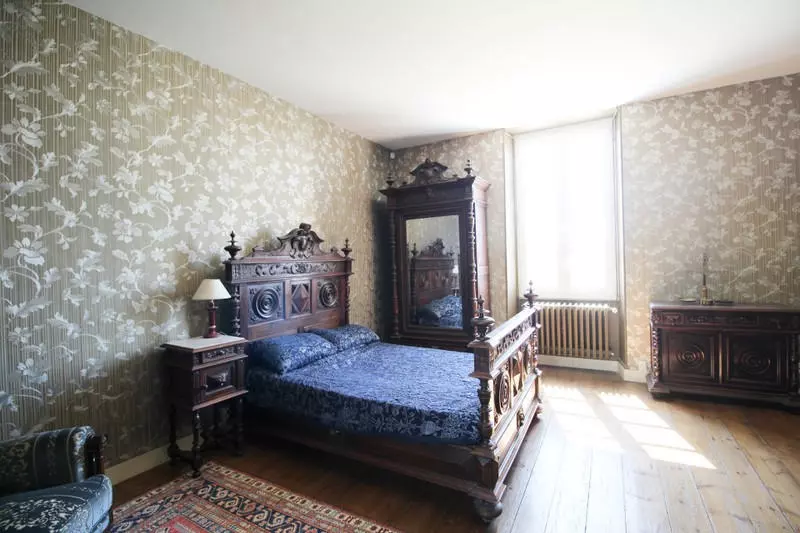 6-bedroom Maison De Maitre In Saint-fraigne, France (351 M²)