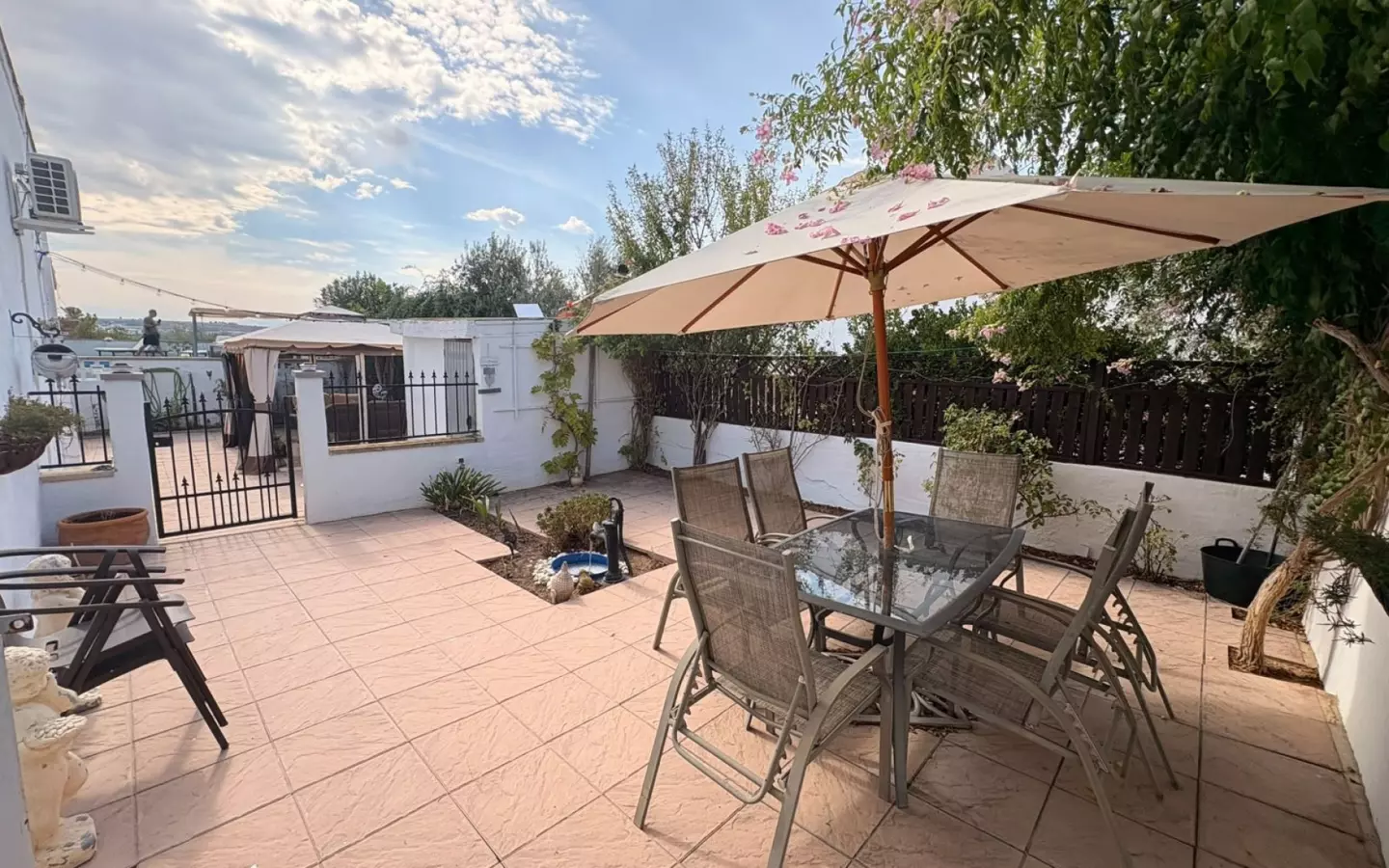 3-bedroom Detached Villa In Caudete, Spain (180 M²)