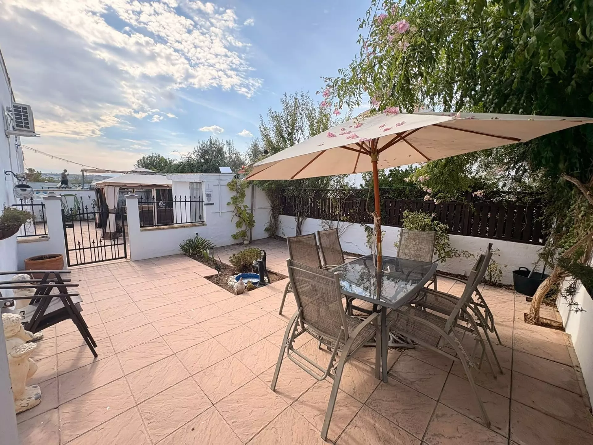 3-bedroom Detached Villa In Caudete, Spain (180 M²)