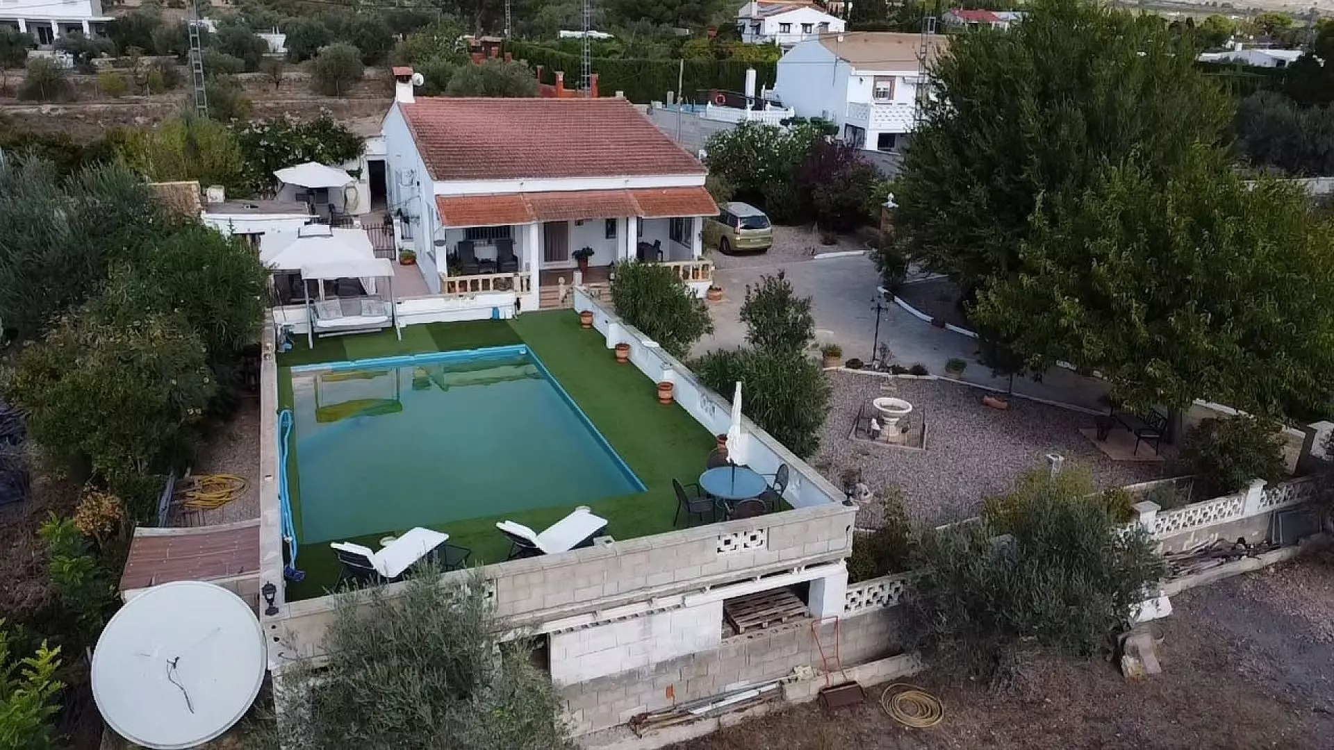 3-bedroom Detached Villa In Caudete, Spain (180 M²)