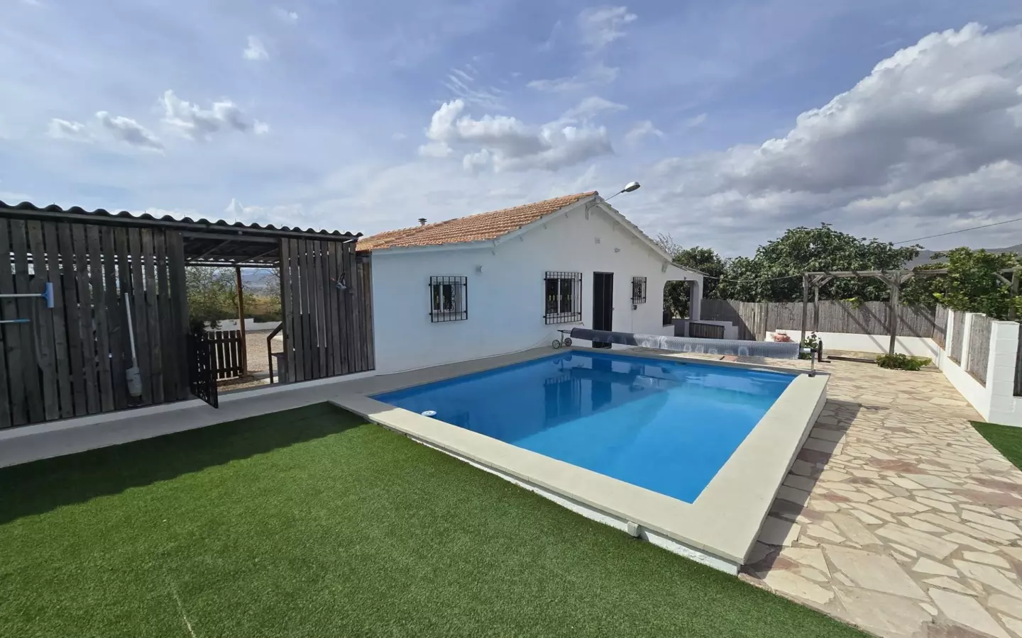 3-bedroom Detached Villa In Sax, Spain (127 M²)