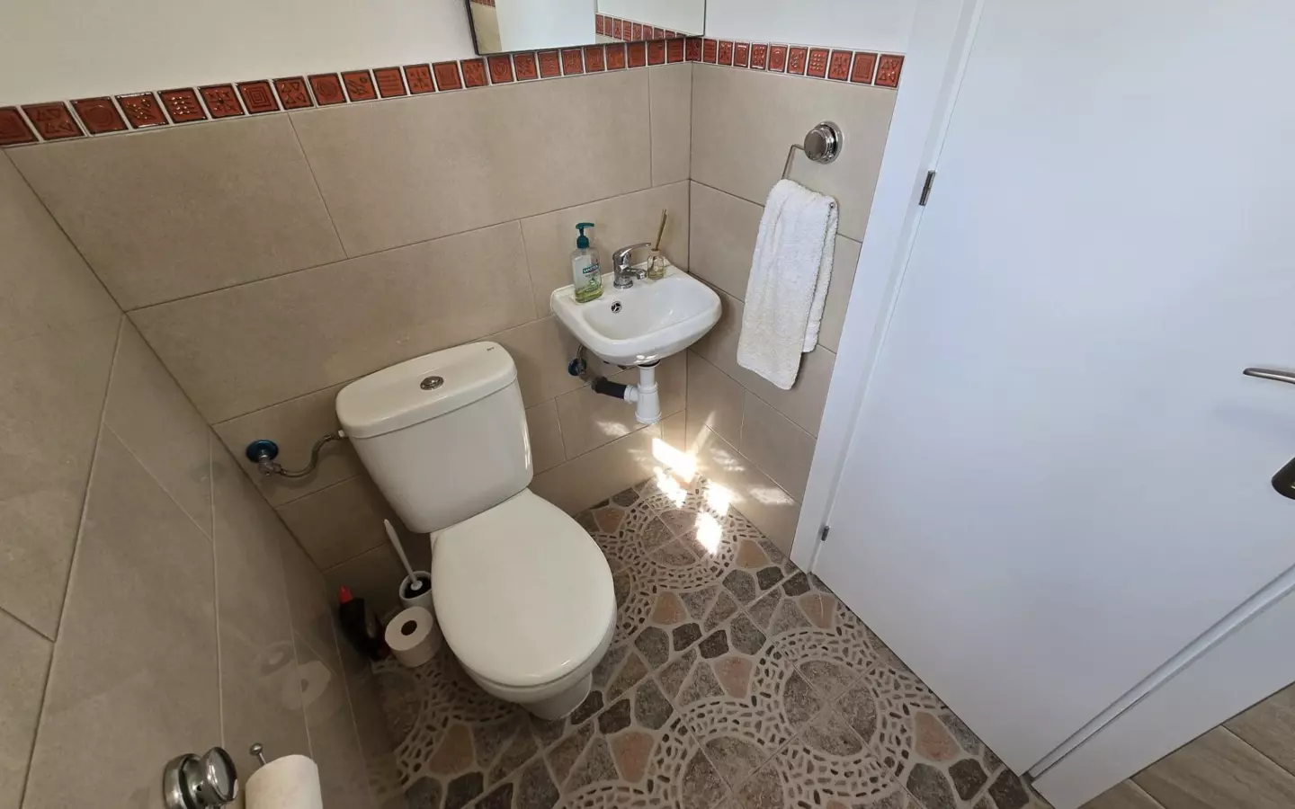 3-bedroom Detached Villa In Sax, Spain (127 M²)