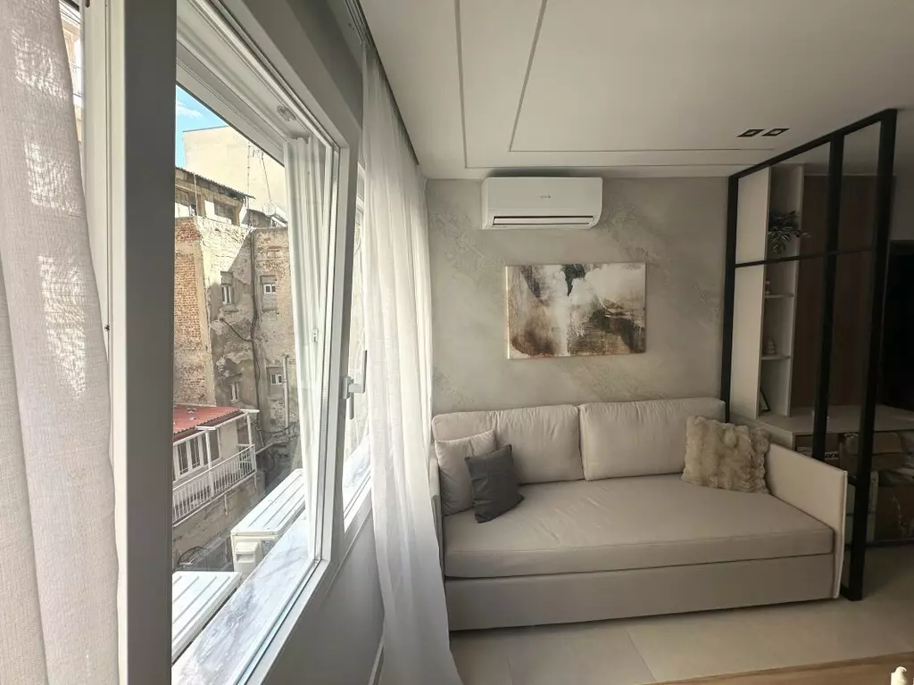 1-bedroom Flat In Center Of Thessaloniki, Greece (56 M²)