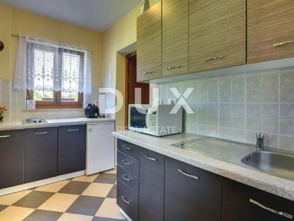 4-bedroom Detached House In Motovun, Croatia (300 M²)