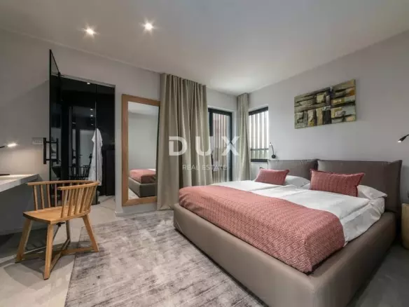 4-bedroom Villa In Poreč, Croatia (280 M²)