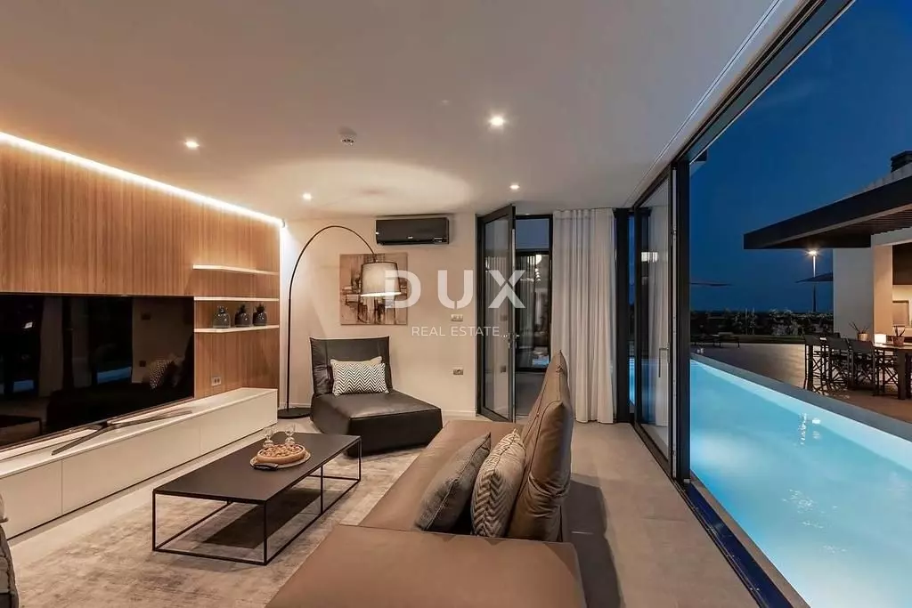 4-bedroom Villa In Poreč, Croatia (280 M²)