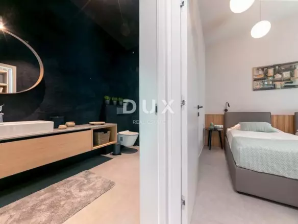 4-bedroom Villa In Poreč, Croatia (280 M²)