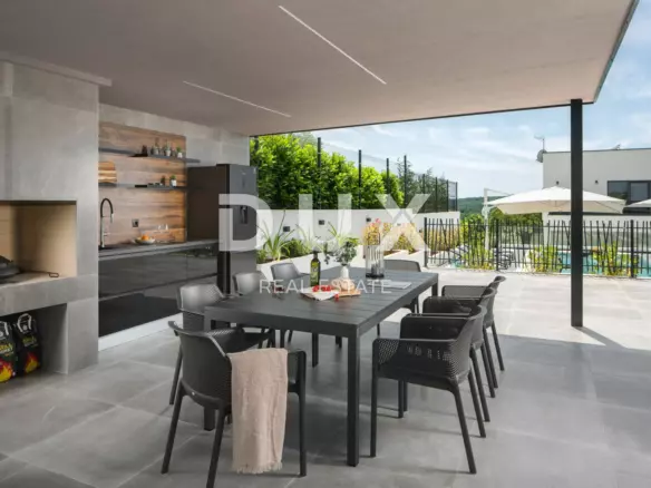 4-bedroom Villa In Flengi, Croatia (203 M²)