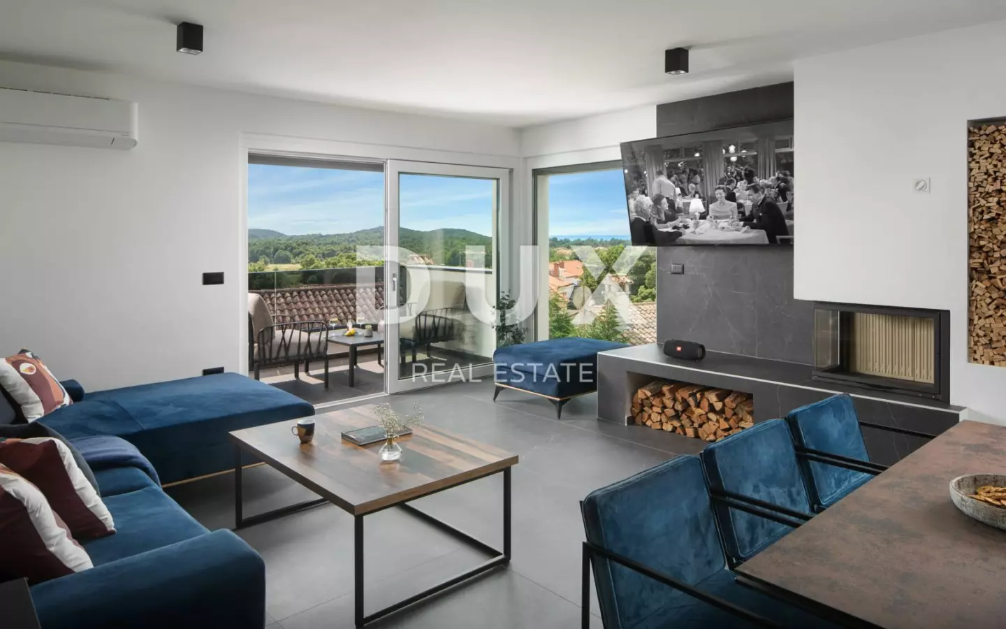 4-bedroom Villa In Flengi, Croatia (203 M²)