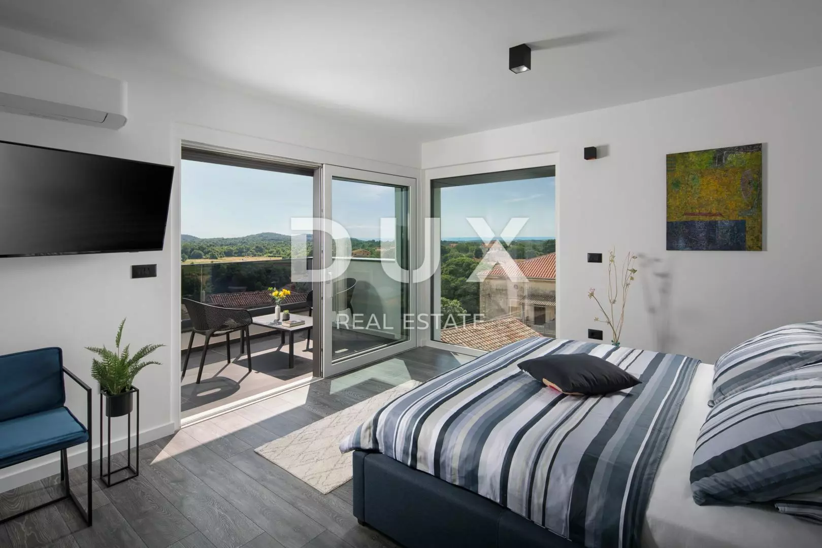 4-bedroom Villa In Flengi, Croatia (203 M²)